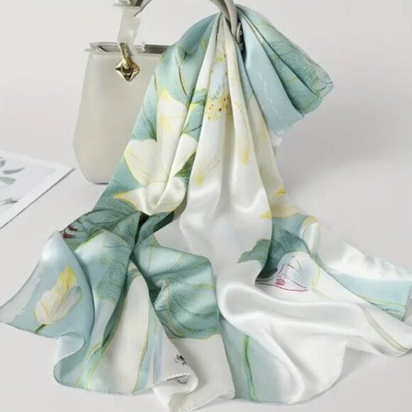 Oil Painting Scarf Green White Floral Square 27" New Beautiful - Picture 1 of 2